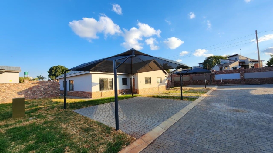 3 Bedroom Property for Sale in Waterval East North West